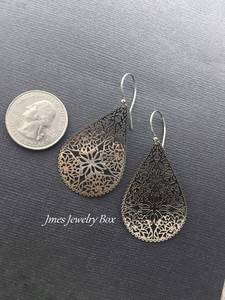 Collier ras du cou en perles faites à la main, perles lisses de 8 mm, bijoux perlés avec élégantes créations en pierre, taille personnalisée, artisanat MS - Product Image 4