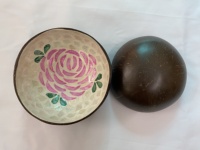 Tazón de Cáscara de Coco Moderno con Diseño de Rosas Multicolor Pulido de Alta Calidad, Certificado CE, Ecológico, OEM, Superventas en Alibaba 2025