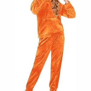 Nuevo chándal con capucha para mujer Patrón sólido Trajes de chándal estampados para mujer de alta venta - Product Image 3