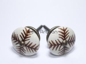 ลูกบิดประตูไม้มัสตาร์ดแบบทันสมัยลูกบิดตู้ลิ้นชักเป็นมิตรกับสิ่งแวดล้อมสำหรับห้องครัวห้องนอนเฟอร์นิเจอร์ห้องน้ำ - Product Image 3