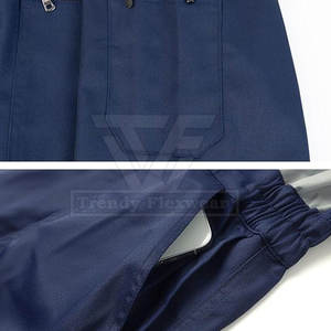 Overol de Alta Visibilidad con Logotipo Personalizado, Certificado EN, 100% Poliéster, Impermeable, Transpirable y de Secado Rápido, Hecho en Pakistán, para Venta en Línea - Product Image 5