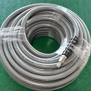 Tuyau de nettoyeur <span class=keywords><strong>haute</strong></span> <span class=keywords><strong>pression</strong></span> commercial AMSTURDY Factory OEM 50 pieds 3000 psi 5800 psi, tuyau de nettoyeur <span class=keywords><strong>haute</strong></span> <span class=keywords><strong>pression</strong></span> 3/8 pouce 4000 psi non marquant - Product Image 2