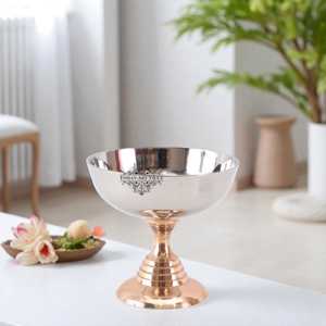 Taza de helado de acero puro Indian Art Villa con soporte de cobre, taza de metal hecha a mano con elegante soporte de cobre - Product Image 1