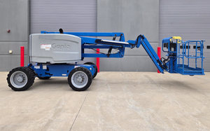 Plateforme élévatrice autoportée hydraulique complète Genie Z-45/25 série 800, alimentée au diesel, capacité 227 kg, livraison gratuite - Product Image 3