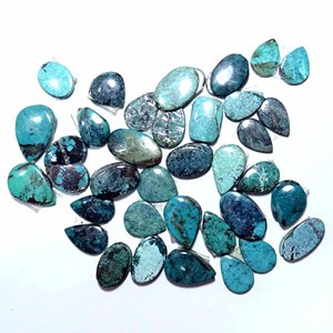 Par de piedras preciosas de turquesa tibetana natural para pendientes Par de gemas naturales para pendientes Gemas sueltas - Product Image 1