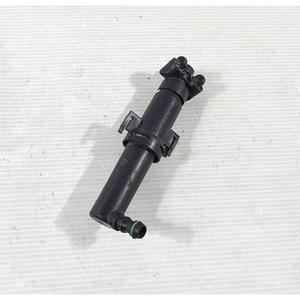 หัวฉีดน้ำล้างไฟหน้าออดี้ ซีรีส์ Q5(8RB)8R0955101(08>12) - Product Image 1