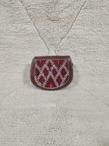 กระเป๋าถือหนัง PU แท้ สไตล์โบฮีเมียนโมร็อกโก เป็นมิตรกับสิ่งแวดล้อม นุ่มสบาย สไตล์ลำลอง พร้อมฝาปิดลายคิลิม - Product Image 4