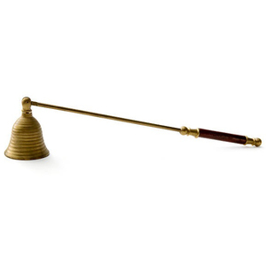 Supresor de vela de metal para decoración del hogar Vela DE SEGURIDAD Extinguir mecha Snuffer con agarre de madera Mango largo - Product Image 1