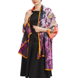 Nouveau style 2026 : Foulard en soie léger et respirant pour femme, imprimé sur mesure, à prix réduit - Product Image 3