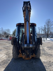 Retroexcavadora Usada Case 580M 4x4 en Excelente Estado - ¡Gran Oferta! Retroexcavadoras Case 580 y 590 en Stock para Movimiento de Tierras - Product Image 4