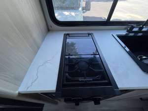 Nuevo 2026 Keystone Coleman 23B Autocaravana para camping - Product Image 3