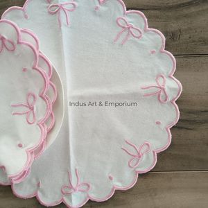 Serviettes de table modernes faites à la main de haute qualité 100% coton délavé, taille/couleur personnalisables pour les fêtes, les mariages et l'usage domestique - Product Image 4