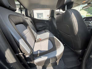 เชฟโรเลต โคโลราโด Z71 ครูว์แค็บ 4WD พวงมาลัยซ้าย ปี 2019 สภาพดี - Product Image 5