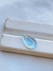 พลอยเพชรพลอยสีฟ้ากะรัต4.92กะรัตหินอัญมณีทรงลูกแพร์ที่มีความมันวาวเหมาะสำหรับการทำเครื่องประดับแบบหลวม - Product Image 2