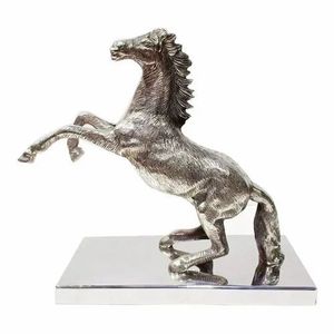 Escultura Moderna de Caballo en Aluminio y Latón, Tamaño Personalizable para Decoración del Hogar y Bodas - Product Image 5