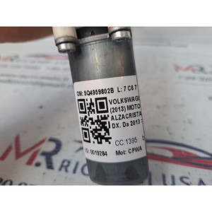 MOTOR ELÉCTRICO PARA VENTANA DELANTERA DERECHA VOLKSWAGEN Golf 7 Sedán 5Q4959802B (12>) - Product Image 4