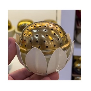 หัวเผาบาคูร์โลหะสีทองและสีดำสำหรับใช้ในบ้านและโรงแรม - Product Image 3