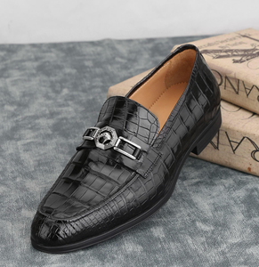 Mocasines de Hombre de Cuero Genuino con Textura de Cocodrilo – Zapatos Negros Formales de Vestir para Negocios - Product Image 3