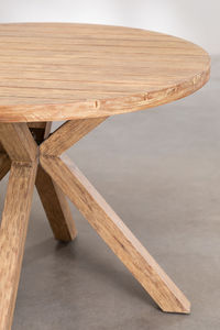 Juego de Mesa de Comedor Vali Hecho de Madera de Teca Sólida con Acabado Natural para Interiores o Exteriores - Product Image 5