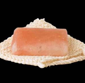 Vente en gros de pains de savon au sel de roche rose de l'Himalaya, parfumés à la rose, sculptés à la main, pour une peau éclatante, style d'amour élégant - Product Image 2