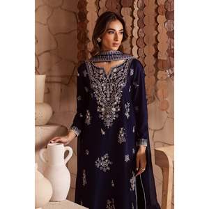 Conjunto de Traje Dhanak Batik-3PC para Mujer, Camisa Bordada, Dupatta Bordada de Chifón, Pantalones Bordados Bic-4180 - Product Image 2