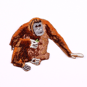 Patch brodé personnalisé de haute qualité en forme de crocodile animal, vente en gros - Product Image 3