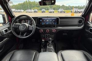 Wrangler Unlimited Rubicon 392 Edición Final 2024, 4x4, Motor Hemi V8 de 470 hp, Tracción Total Permanente, Color Tuscadero Pearl Coat - Product Image 3