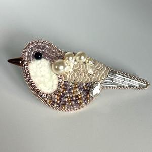 Fabricant et exportateur de broches en forme de fourmis faites à la main avec des fils métalliques et des perles Miyuki brodées - Product Image 4