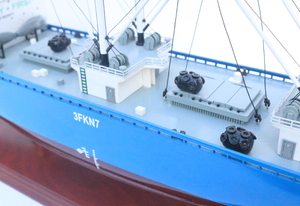 MV Jonathan Star Maquette de bateau sur mesure en résine peinte à la main Endurance en bois Décor nautique Love Style Cedar Box Gift Vietnam - Product Image 5