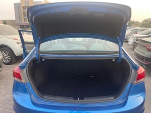 Nuevas Llegadas para el Mercado Global 2017 Hyundai Elantra GL 2.0L - Product Image 4