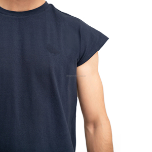 Camiseta sin mangas de algodón suave para hombre con un logotipo personalizado de ajuste elegante y estilo sin mangas para un rendimiento cómodo en el gimnasio - Product Image 5