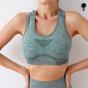 Sujetador deportivo de gimnasio para mujer, estampados Tops cortos, espalda cruzada sin costuras, sujetador de Yoga sin aros, forro ancho de Spandex extraíble de talla grande - Product Image 4
