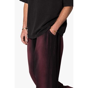 กางเกงวอร์มทรงหลวมพิเศษแบบสเปรย์พ่นสีพลัม Mnml - Product Image 1