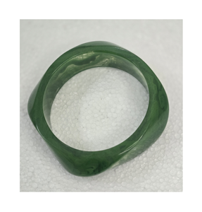 Bracelets élégants en résine brillante avec un artisanat fin, forme ronde simple, look tendance pour les filles, mariage et vente par UF INTERNATIONAL - Product Image 1