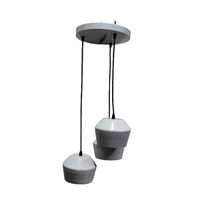 Lámpara Colgante Decorativa Moderna de Metal Estilo Europeo, Semi-Personalizable, con Iluminación LED de Ahorro de Energía para Comedor - Product Image 1