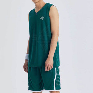 Uniforme de Baloncesto Transpirable de Secado Rápido con Diseño Clásico, 100% Poliéster, Personalizable para Hombres Adultos - Product Image 3