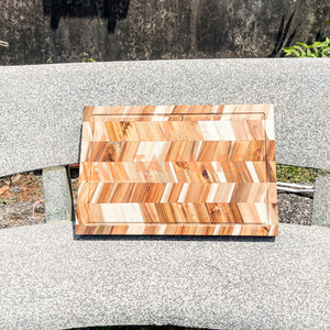 Tabla de cortar de bambú cuadrada al por mayor, diseño de bloque de espiga con junta de madera de teca para carne y verduras - Product Image 6