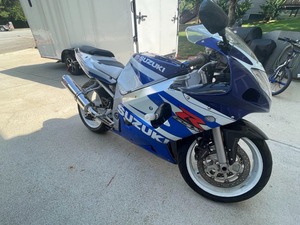 PRE-OWNED 2002 Su-zu-ki <span class=keywords><strong>GSX</strong></span>-<span class=keywords><strong>R</strong></span> <span class=keywords><strong>600</strong></span>