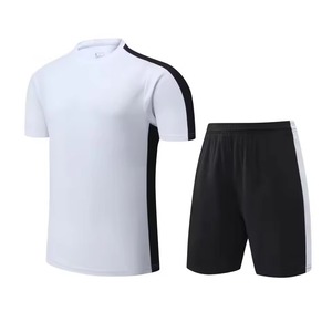 Envío a Todo el Mundo, Directo de Fábrica, Camisetas de Fútbol con Impresión Digital 25/26, Transpirables, Manga Corta, Completamente Personalizables (OEM/ODM) - Product Image 6