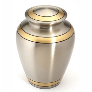 Urne de crémation en laiton gravée de fleur de cœur, Design moderne, Vintage, faite à la main, cendres funérailles, urne de qualité supérieure - Product Image 5