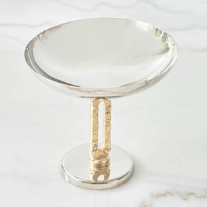 Bandejas para servir artesanales de Metal de lujo modernas personalizadas de primera calidad Opciones de color decorativas multifuncionales para bodas y Ramadán - Product Image 2