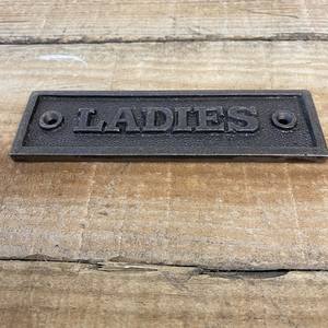 Plaque de porte en fonte de style antique pour femmes, plaque de porte murale d'extérieur pour maison, hôtel, bureau, école, restaurant - Product Image 3