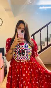 Último diseñador rojo mujer tradicional Salwar Kameez bordado fino indio paquistaní vestido de fiesta tamaño adulto - Product Image 3