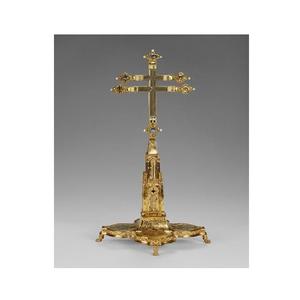 Autel en laiton brillant pour fournitures d'église Style américain décoratif église Ware événements Crucifix autel en métal en vente - Product Image 1