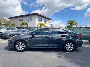 Toyota Corolla LE 2025 USADO EN EXCELENTES CONDICIONES - Product Image 3