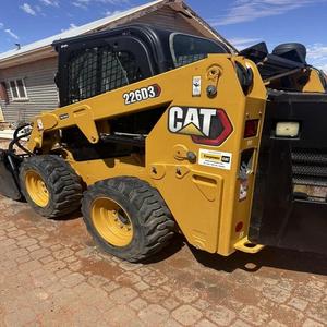 Qualité supérieure CAT 262D3 Skid Steer Loader Cabine complète Air Ride Seat Power Hyd Fixation rapide Standard Aux Hydraulique Prix d'usine - Product Image 4