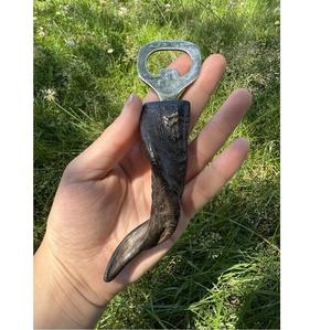 Abridor de Botellas con Mango de Cuerno de Cabra Natural, Herramienta de Cocina Única Hecha a Mano, Sacacorchos y Abridores, Regalo de Inauguración de Casa - Product Image 2