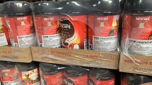 Venta al por mayor Nescafee Viet Iced Black Coffee 240g con el precio competitivo 240g(16G x 15 sobres) x 24 cajas - Product Image 5