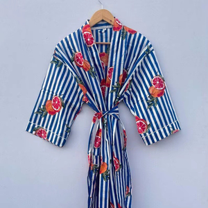 Green White Daisy Print Lightweight Cotton Kimono Robe Floral Boho Spa Loungewear Natural Soft Sleepwear for Casual Dresses - Product Image 1