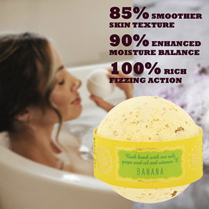 Bombes de bain à la crème de banane tropicale, fabriquées à la main, adoucissantes pour la peau, soin spa, fabrication européenne, éco-responsable, pour la vente en gros et les marques privées - Product Image 2